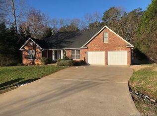 310 Hidden Creek Dr, Shelby, NC 28152