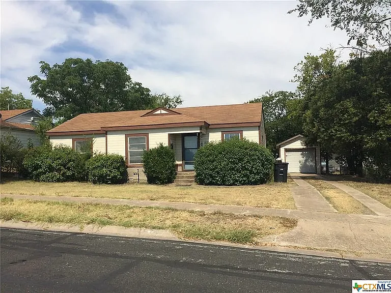 803 Conder St — Photo 4