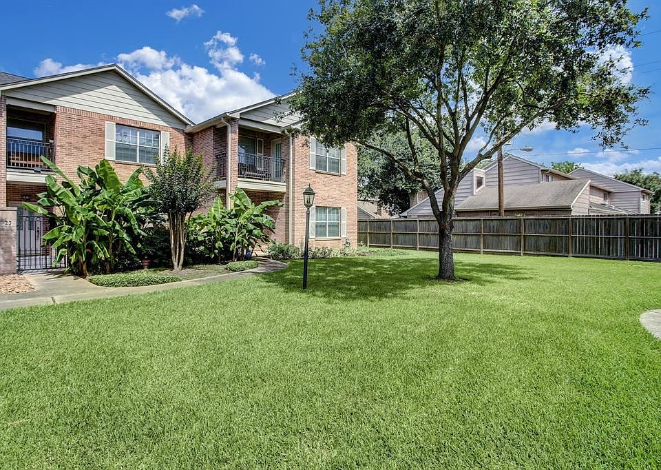 1st image of 2865 Westhollow Dr Unit 23