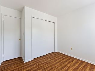 114 Cascade Ct APT 5, Princeton, NJ 08540