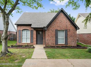 176 Guthrie Dr, Southaven, MS 38671
