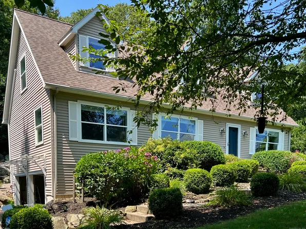 24 Castle Hill Road, Stonington, CT 06379