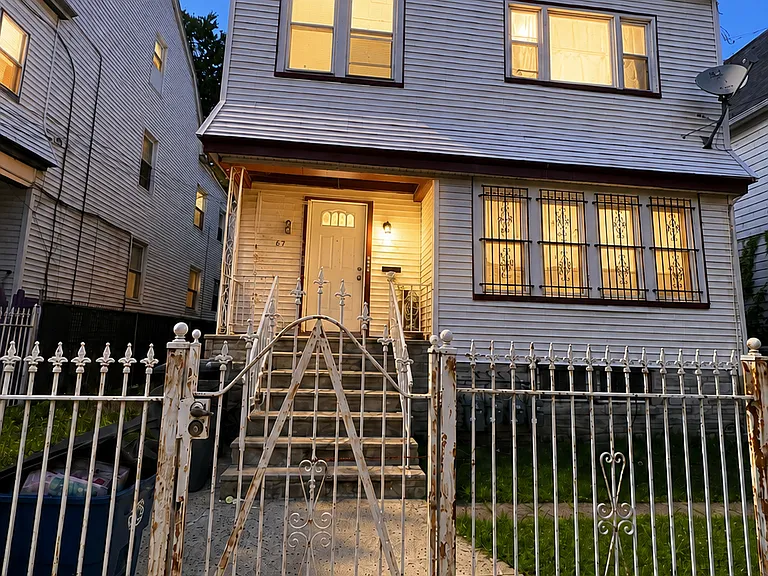 63 Plymouth St #3 — Photo 1