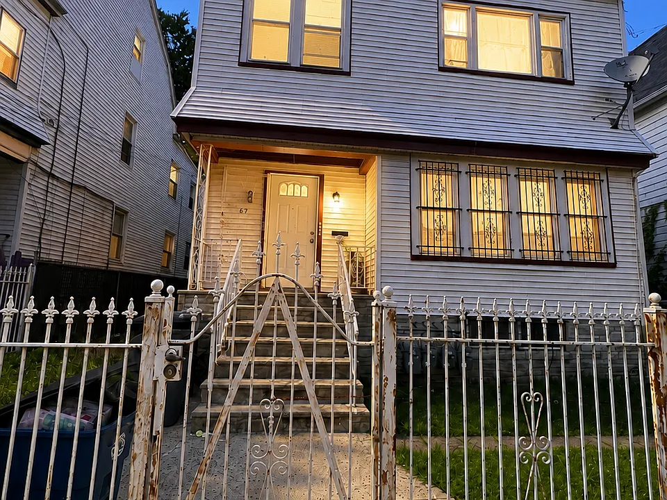 63 Plymouth St #3