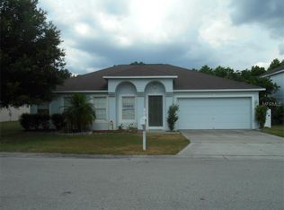 5674 Oakwood Knoll Dr, Lakeland, FL 33811