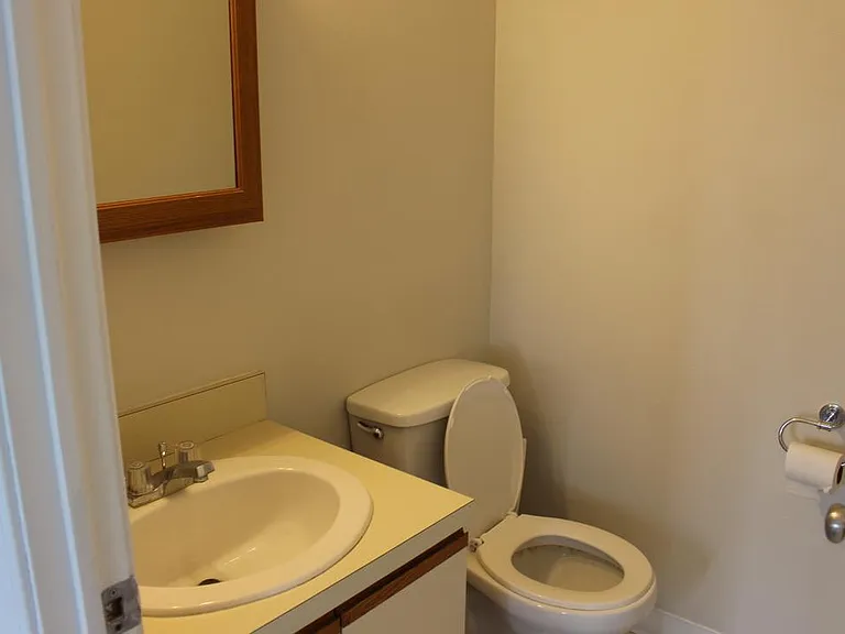 12 Walnut St #1 — Photo 17