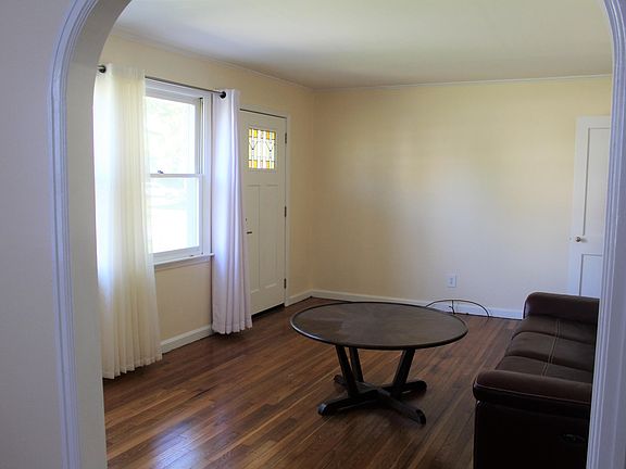 2nd image of 3325 Bannon Avenue
