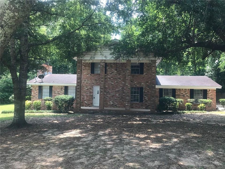 1st image of 9453 N Woods Dr W