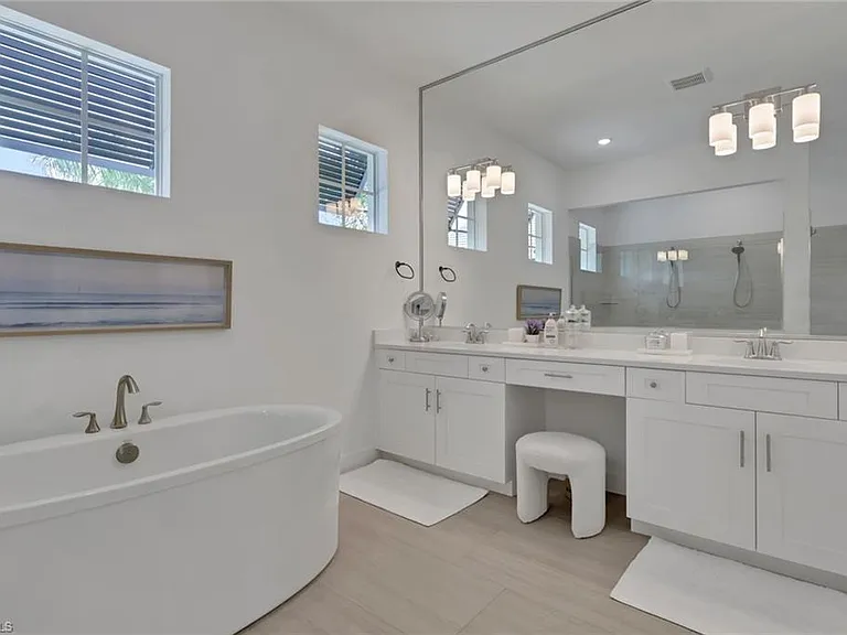 17314 Blue Sapphire Dr — Photo 19
