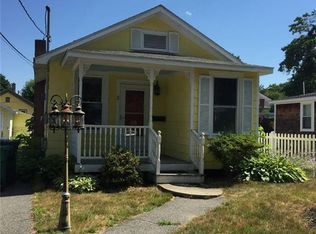 118 Samuel Gorton Ave, Warwick, RI 02889