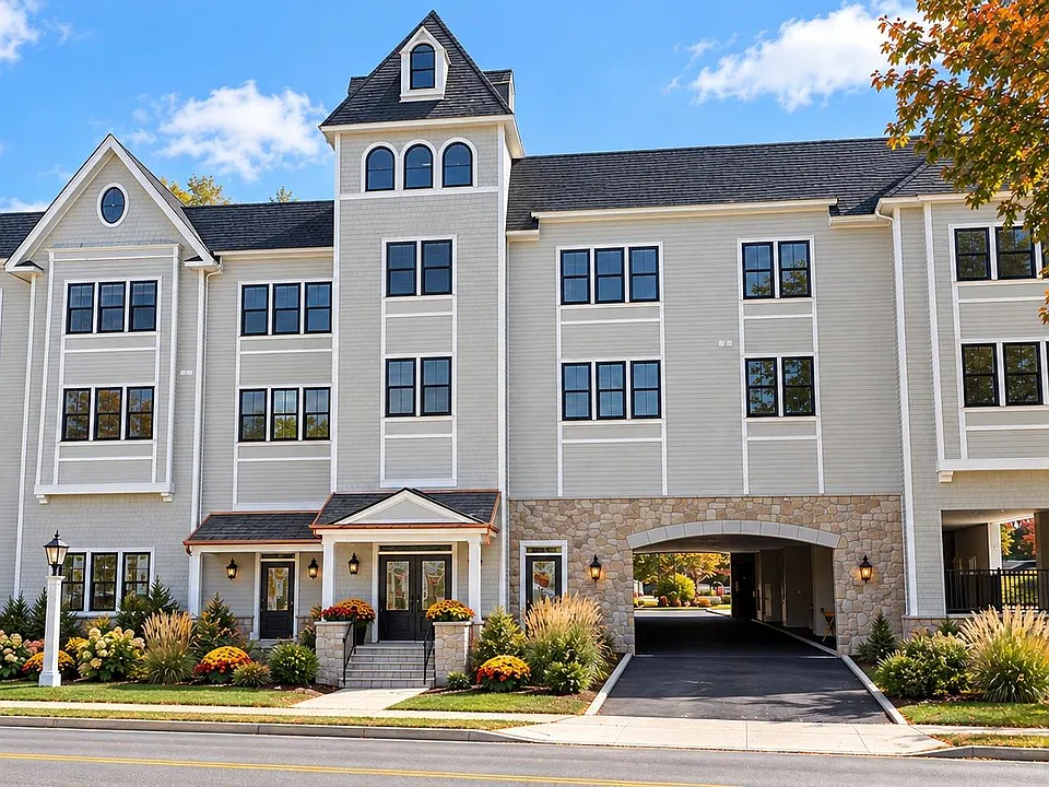 101 Washington Ave #307
