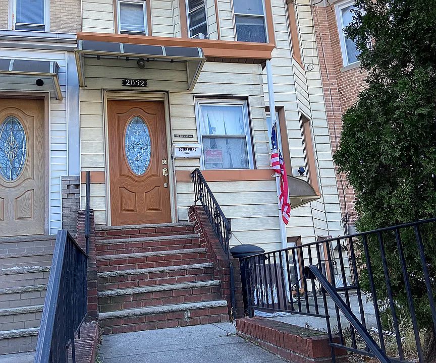 1st image of 2052 83rd St