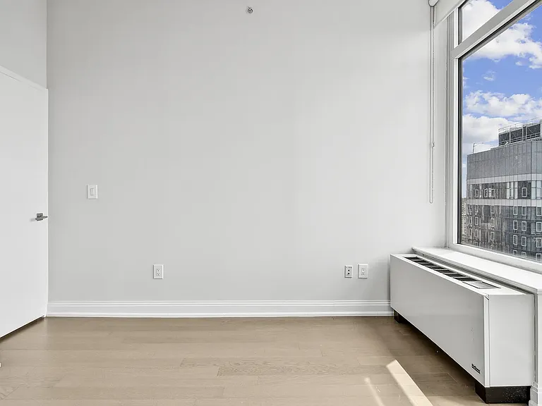 125 W 31st St #50B — Photo 6