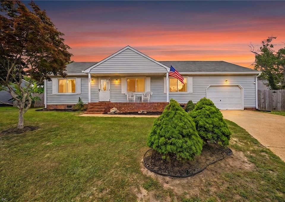 1st image of 904 Levee Ct