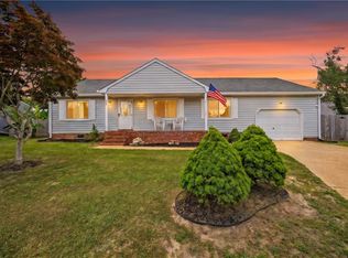 904 Levee Ct, Chesapeake, VA 23323