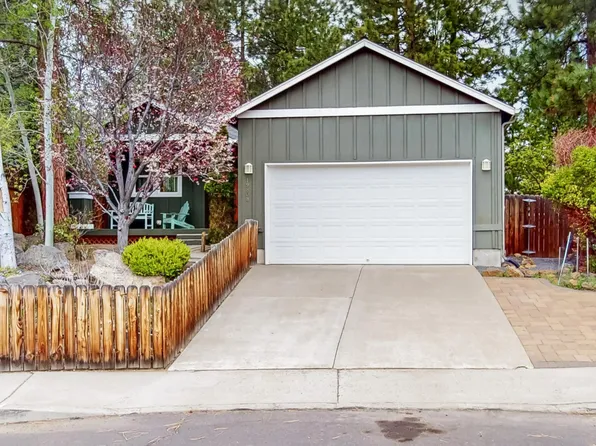 19808 Decoy Ct, Bend, OR 97702