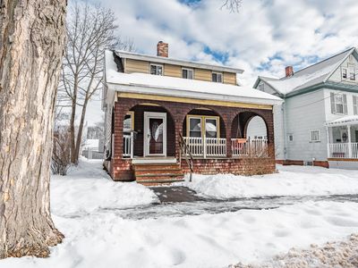 211 Maple Street, Bangor, ME, 04401