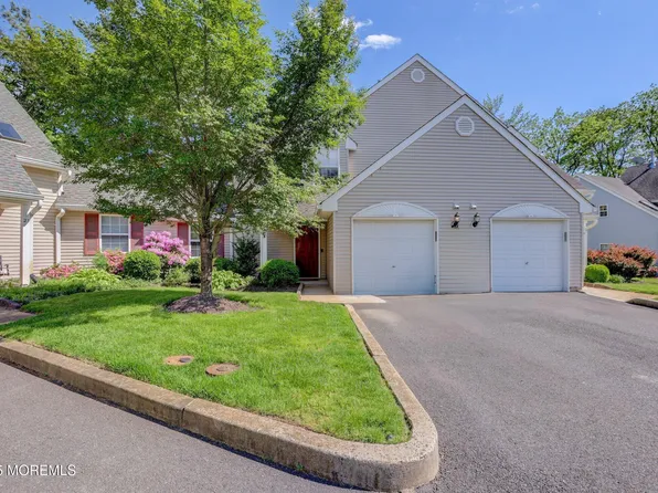 22 Commons Drive, Neptune Township, NJ 07753