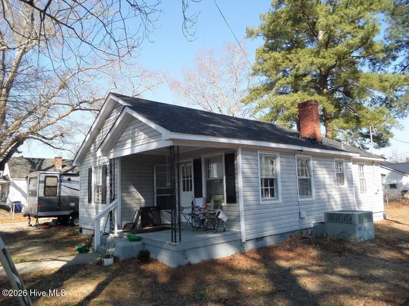 701 Hardee Road, Kinston, NC 28504