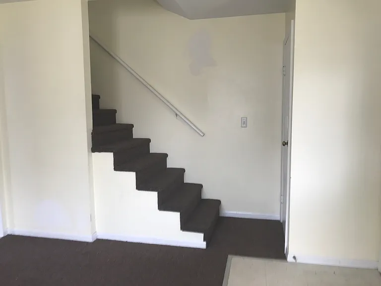 810 Virginia Ave #810 — Photo 5