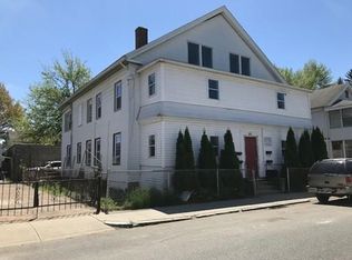 27 Loring St, Springfield, MA 01105