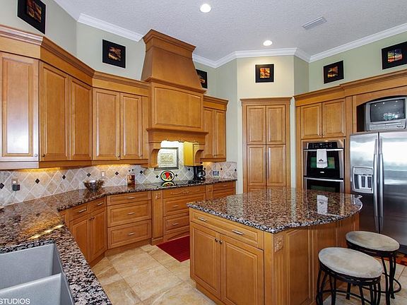 3rd image of 4964 Lazy Oaks Way