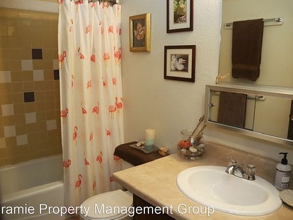 4th image of 508 E Lyon St #6