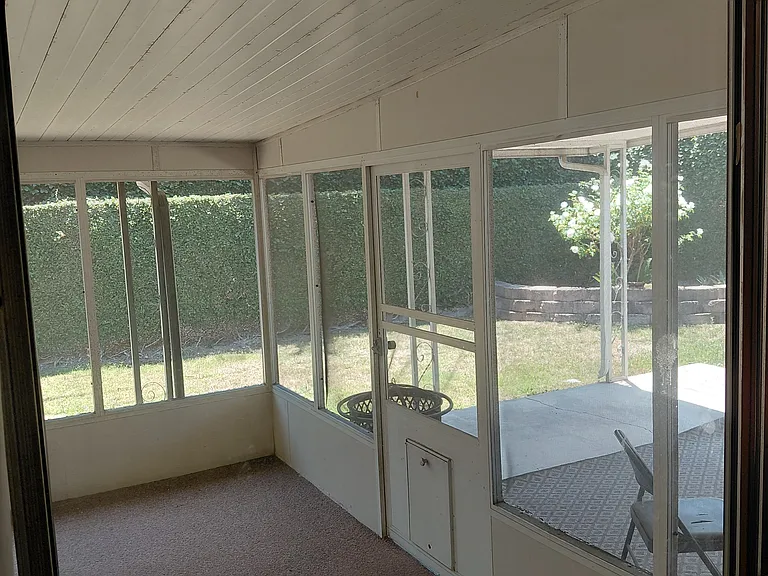 575 Pierpont Dr — Photo 8