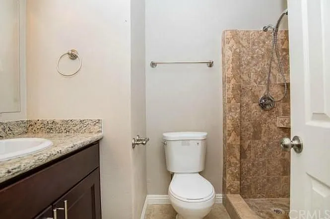 2057 S Cherry Ave — Photo 5