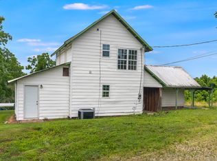 5767 Tobacco Rd, Trinity, NC 27370