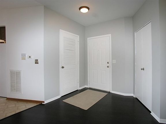 3rd image of 5275 W Mint Julip Dr APT 303
