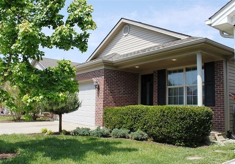 1st image of 147 Baybrook Cir