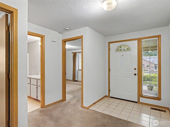 3rd image of 5479 Rumac Street SE