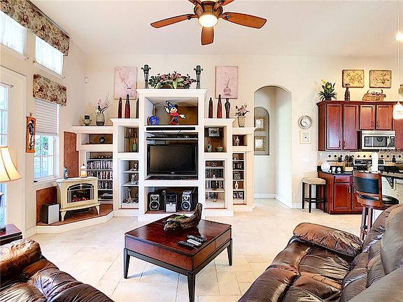 4th image of 2878 Summer Swan Dr