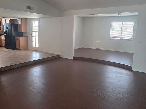 2nd image of 820 N Slater
