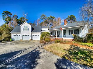 306 Neuse Cliffs Rd, New Bern, NC 28560