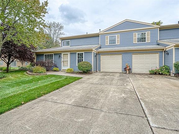 2nd image of 66 Privet Ln #80