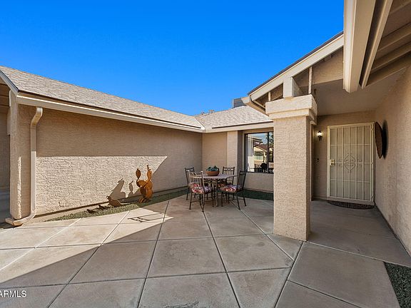 2nd image of 2734 LEISURE WORLD --