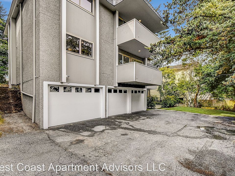 1st image of 14332 Lenora Pl N #8657325