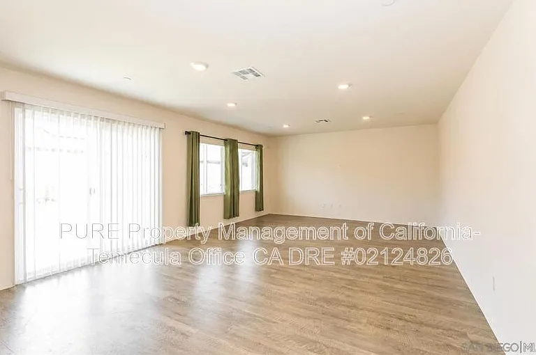 1258 Justice Pl — Photo 5