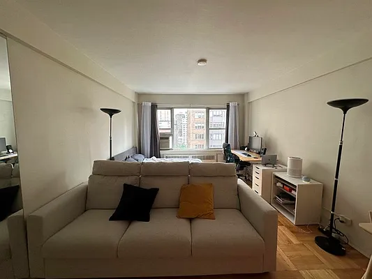 288 Lexington Avenue #9D