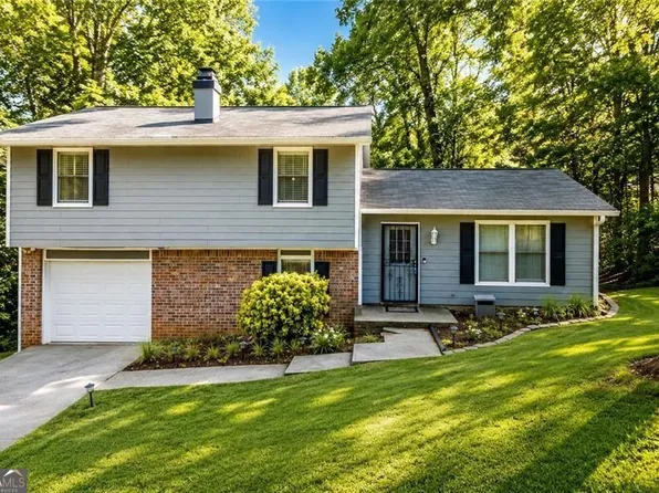 3990 Skidmore Ct, Decatur, GA 30034