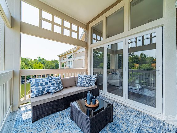 5th image of 104 Pier 33 Dr Unit 303