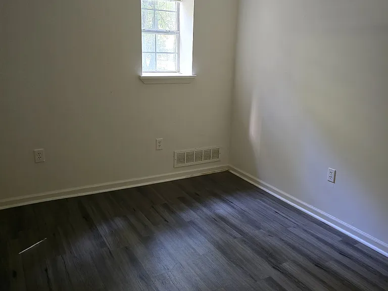 180 Pinewood Dr — Photo 11