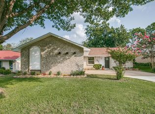 326 Birchwood Dr, Garland, TX 75043