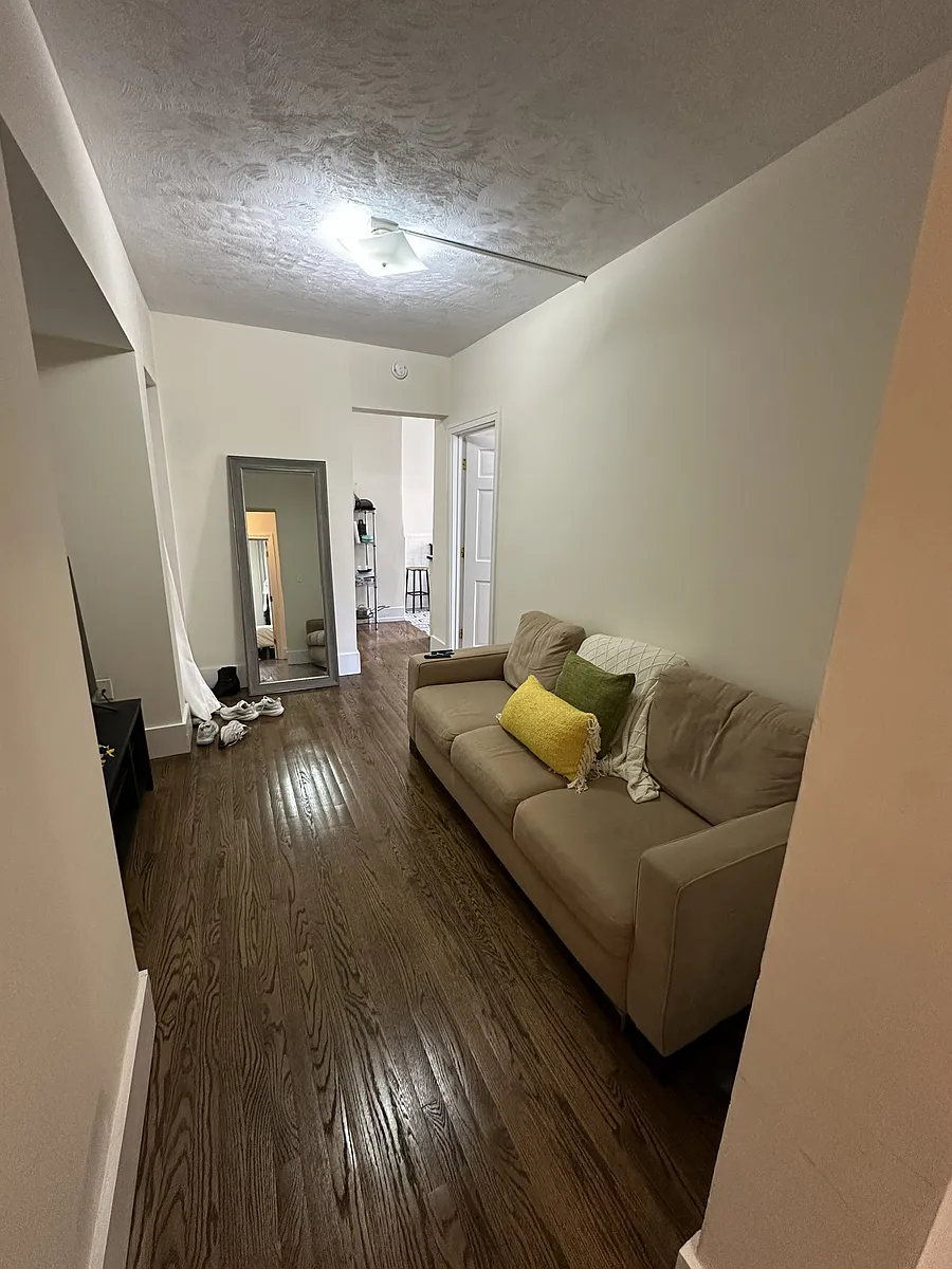 Building Photo - 452 Park Dr #4