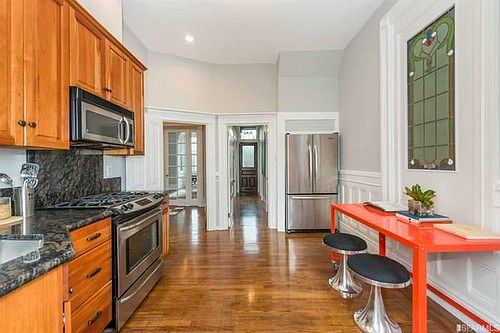 5th image of 4067 19th St #1105
