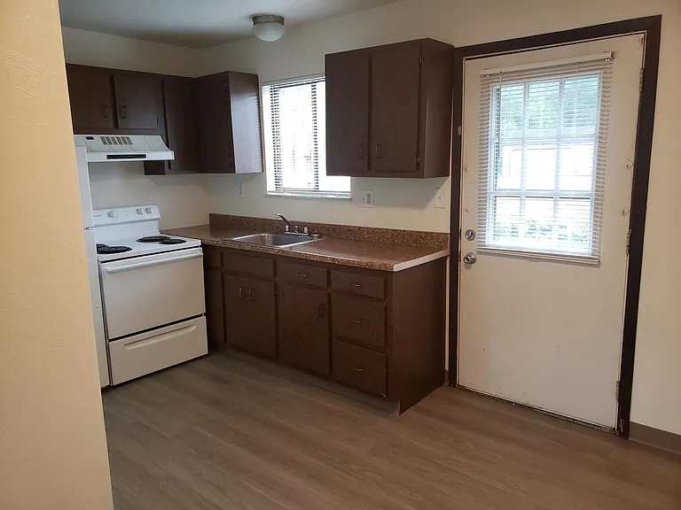 800 Penn Ave — Photo 3