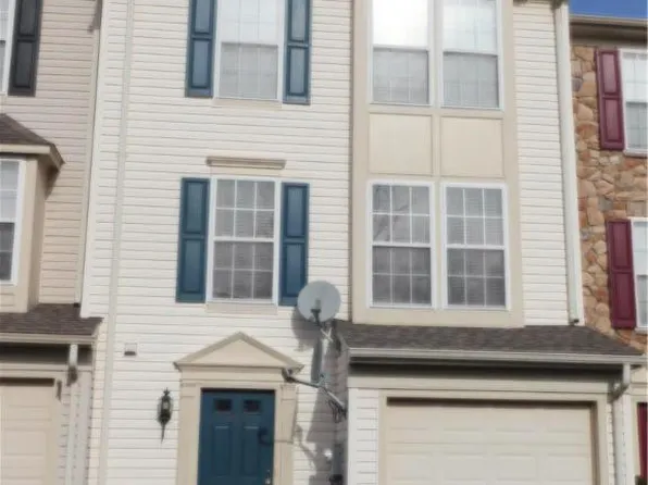 4589 Jasmine Dr, Center Valley, PA 18034