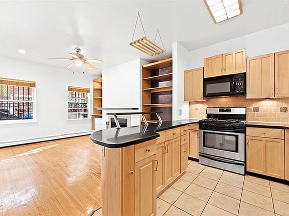 4th image of 169 Greene Ave #1